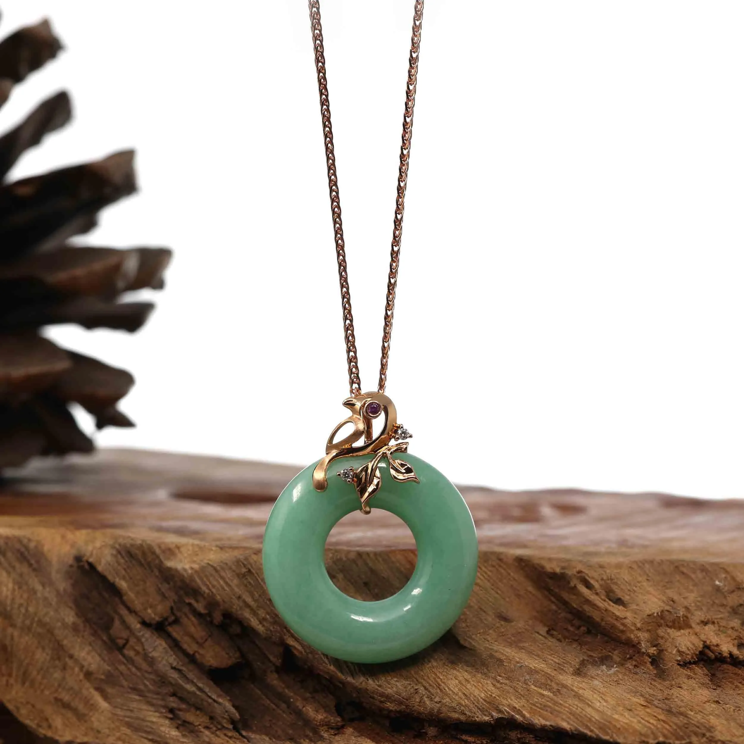 18k Rose Gold Genuine Burmese Jadeite Lucky Kou Kou Birdie Pendant Necklace