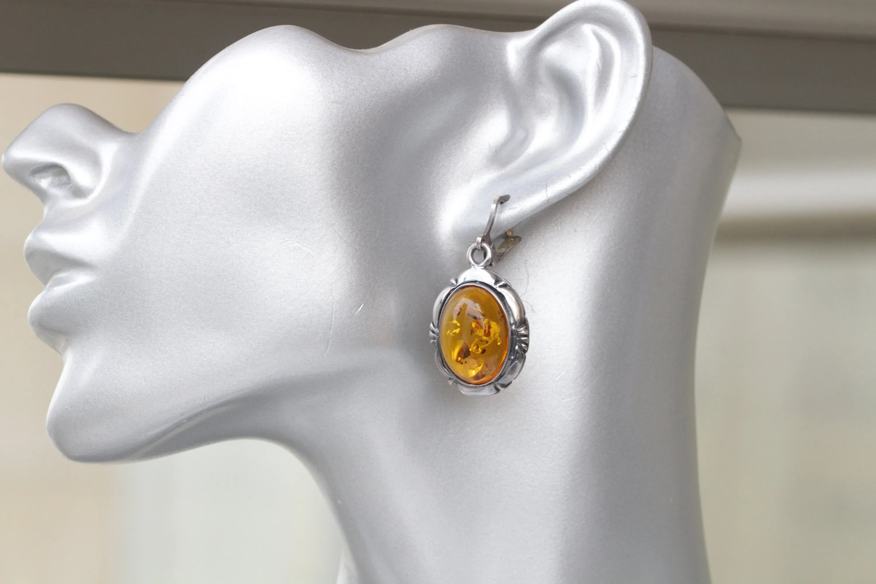 AMBER RING