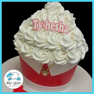 Annie Giant Cupcake Cake