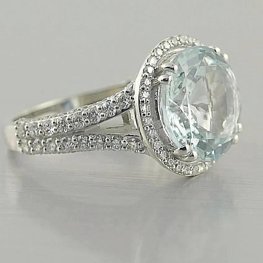 Aquamarine and Diamond Ring 18K White Gold