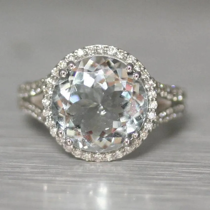 Aquamarine and Diamond Ring 18K White Gold