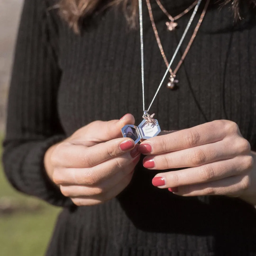 Bee Locket Silver   Photos