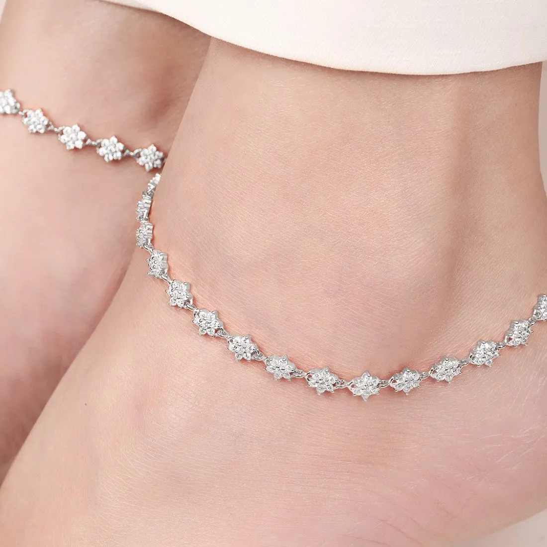 Blooming Beauty 925 Sterling Silver Rhodium-Plated Flower Anklet