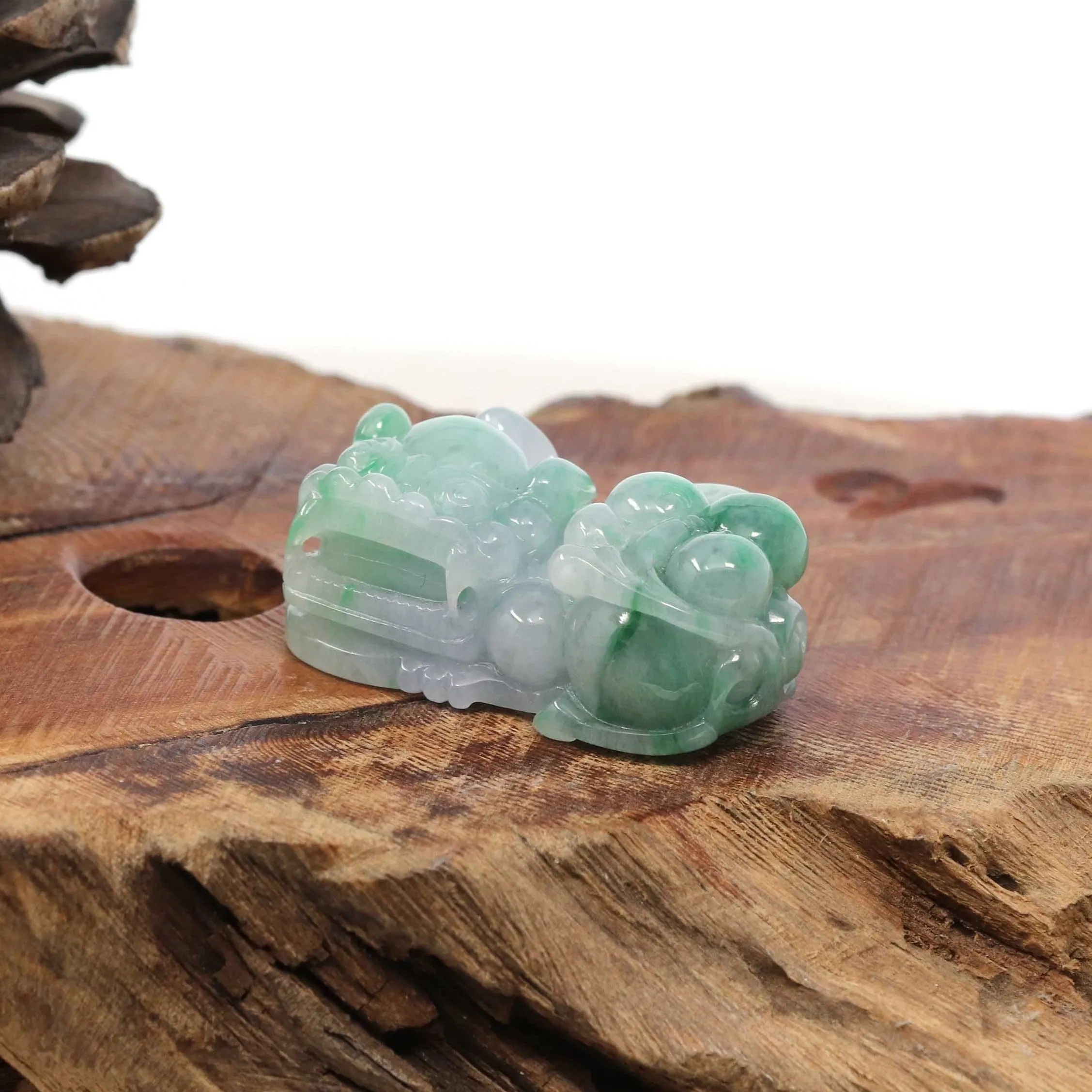 Genuine Burmese Ice Lavender Green Jadeite Jade PiXiu Pendant Necklace