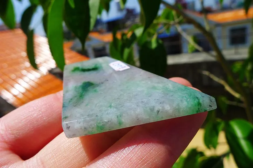 Natural Jade Rough Jadeite Raw (28g,5.7X3.8X0.45cm)