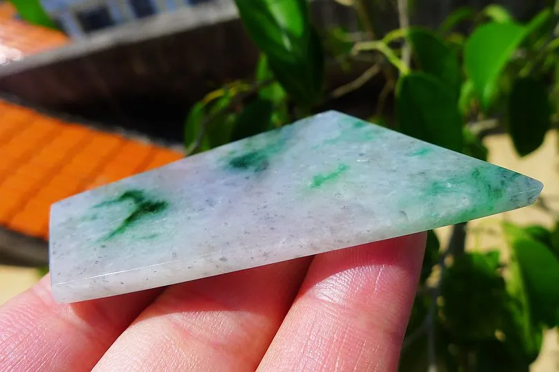 Natural Jade Rough Jadeite Raw (28g,5.7X3.8X0.45cm)