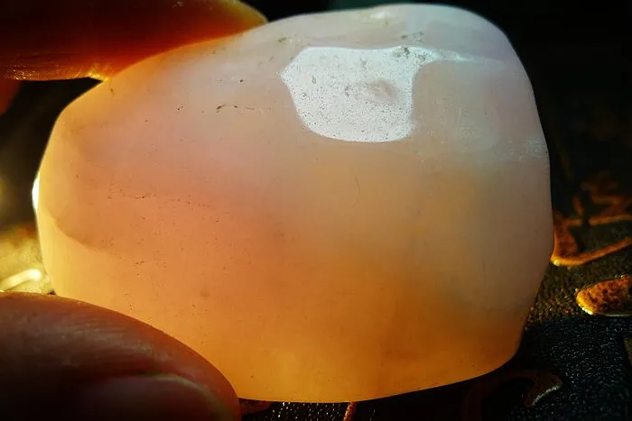 Natural Jade Rough Jadeite Raw (81g,5.6X4.2X1.8cm)