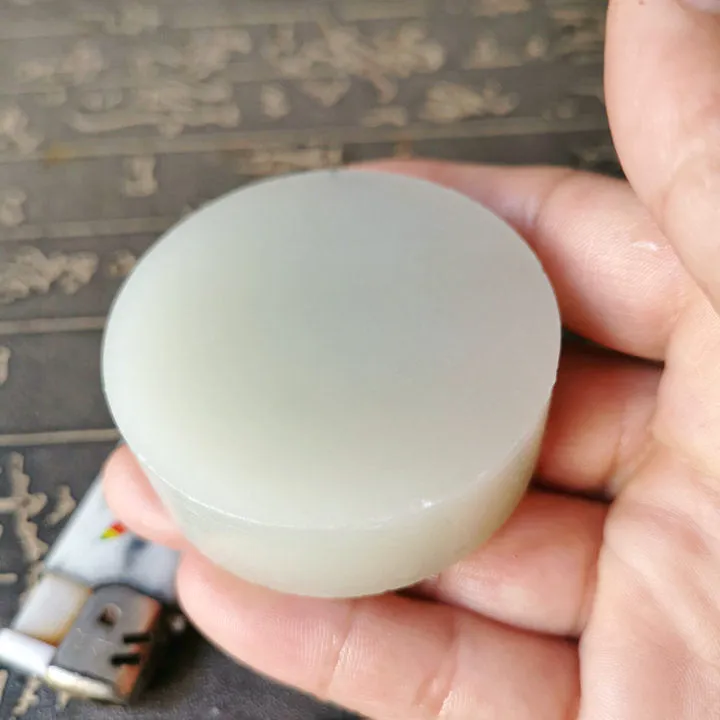 Natural Kunlun Jade Rough Nephrite Raw (105g, 5.1X5.1X1.7cm)