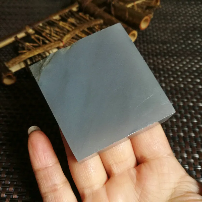 Natural Kunlun Jade Rough Nephrite Raw (109g,5.8X5.2X1.3cm)