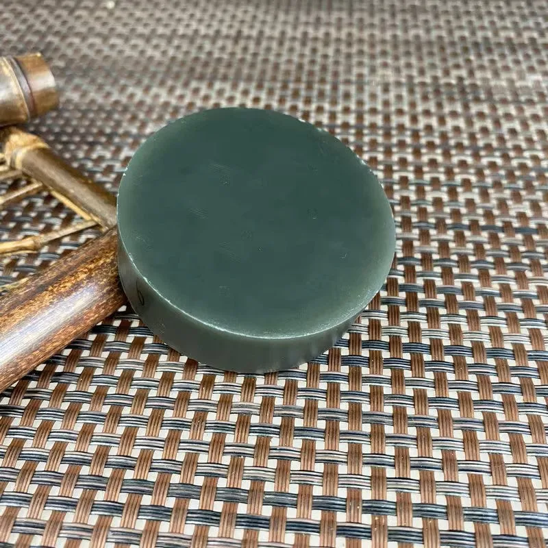 Natural Kunlun Jade Rough Nephrite Raw (113g,5.3X1.6cm)