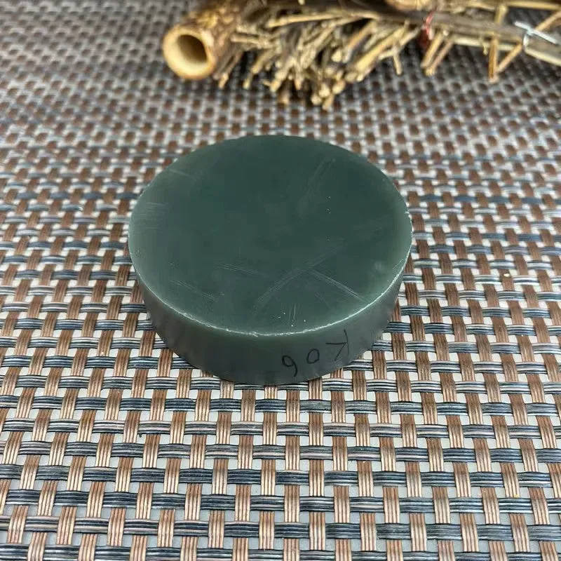Natural Kunlun Jade Rough Nephrite Raw (113g,5.3X1.6cm)