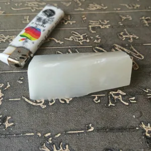 Natural Kunlun Jade Rough Nephrite Raw (129g, 7.4X4X2.5cm)