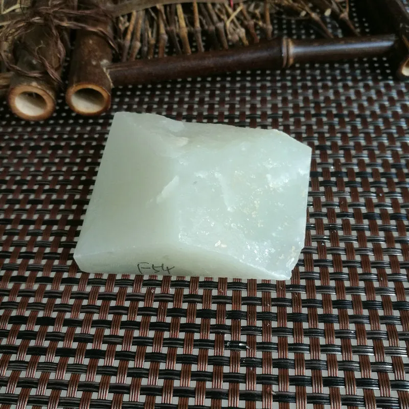 Natural Kunlun Jade Rough Nephrite Raw (140g, 6.3X4.8X2.3cm)
