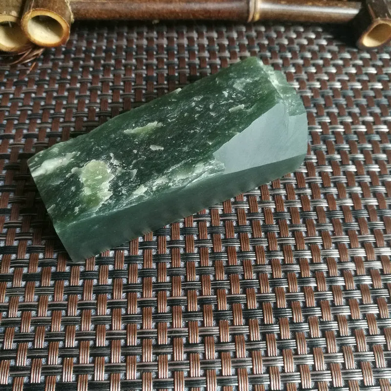 Natural Kunlun Jade Rough Nephrite Raw (149g,8.5X3X2.3cm)