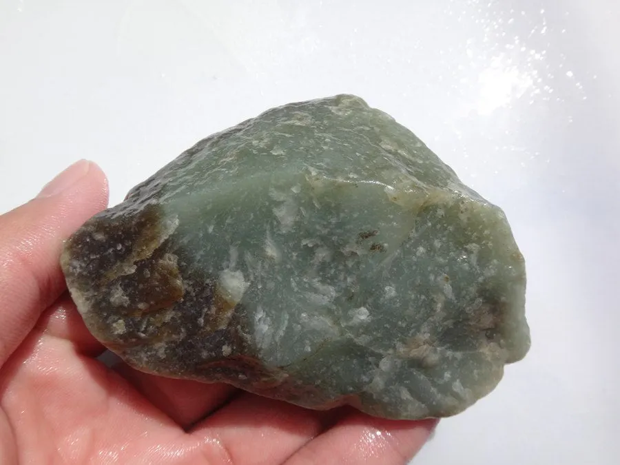 Natural Kunlun Jade Rough Nephrite Raw (166g, 8X4X2.5cm)