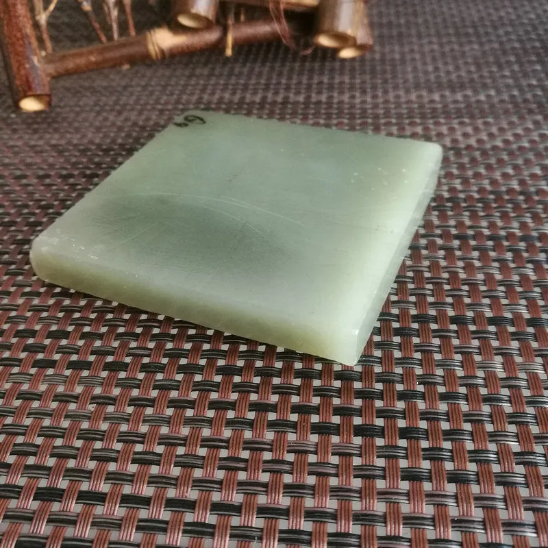 Natural Kunlun Jade Rough Nephrite Raw (208g,8.3X8X1.1cm)