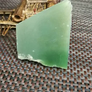 Natural Kunlun Jade Rough Nephrite Raw (214g,7X5.7X2.5cm)