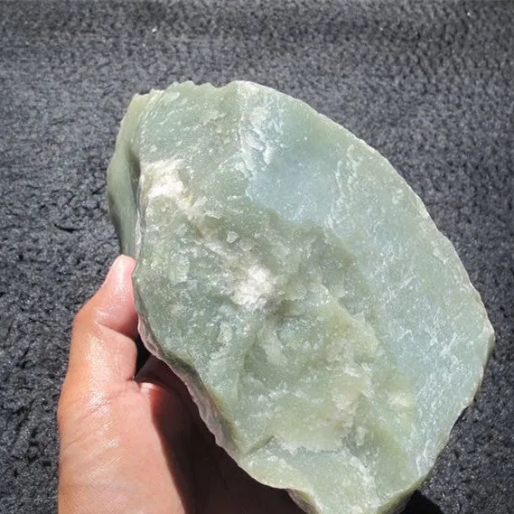 Natural Kunlun Jade Rough Nephrite Raw (2.29kg, 19X11X8cm)