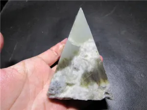 Natural Kunlun Jade Rough Nephrite Raw (354.90g, 87X51X63mm)