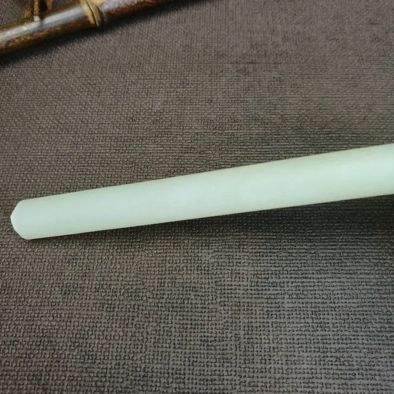 Natural Kunlun Jade Rough Nephrite Raw (35g,12.8X1.1cm)