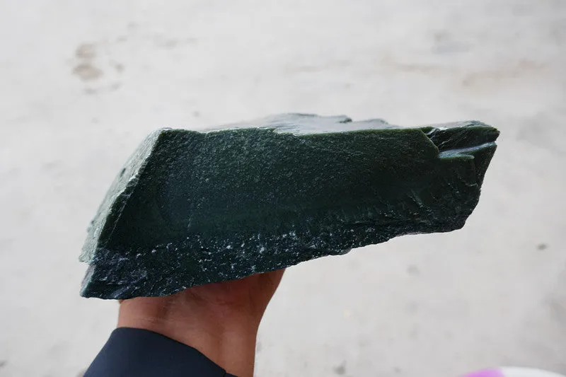Natural Kunlun Jade Rough Nephrite Raw (3.5kg, 14X12X5cm)