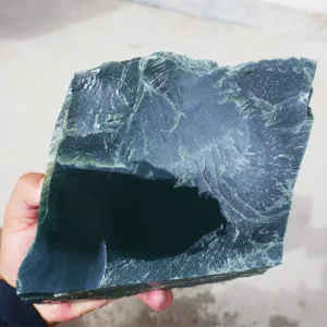 Natural Kunlun Jade Rough Nephrite Raw (3.5kg, 14X12X5cm)