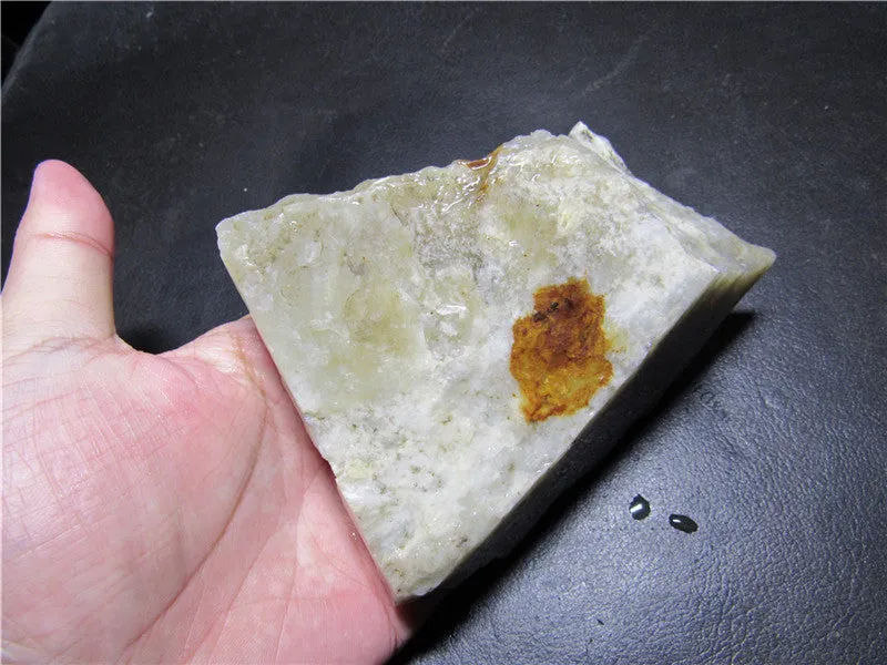 Natural Kunlun Jade Rough Nephrite Raw (373.80g, 120X86X27mm)