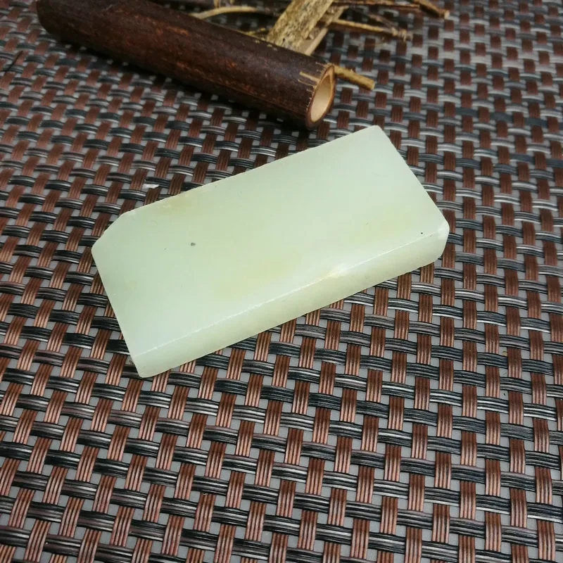 Natural Kunlun Jade Rough Nephrite Raw (49g,6.1X2.9X1cm)