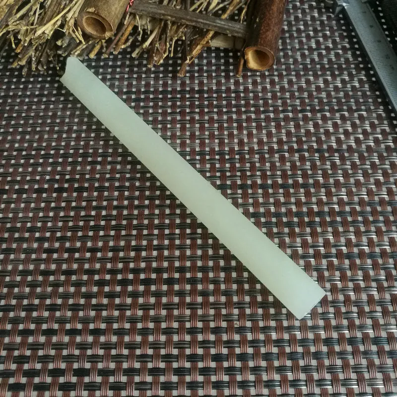 Natural Kunlun Jade Rough Nephrite Raw (52g, 14X1.2cm)