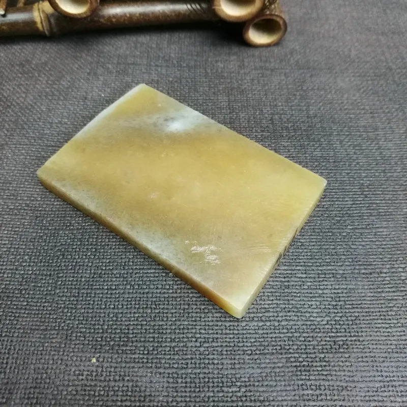 Natural Kunlun Jade Rough Nephrite Raw (61g,6.7X4.3X0.7cm)