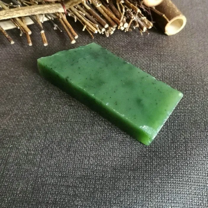 Natural Kunlun Jade Rough Nephrite Raw (73g,7X2.8X1.2cm)