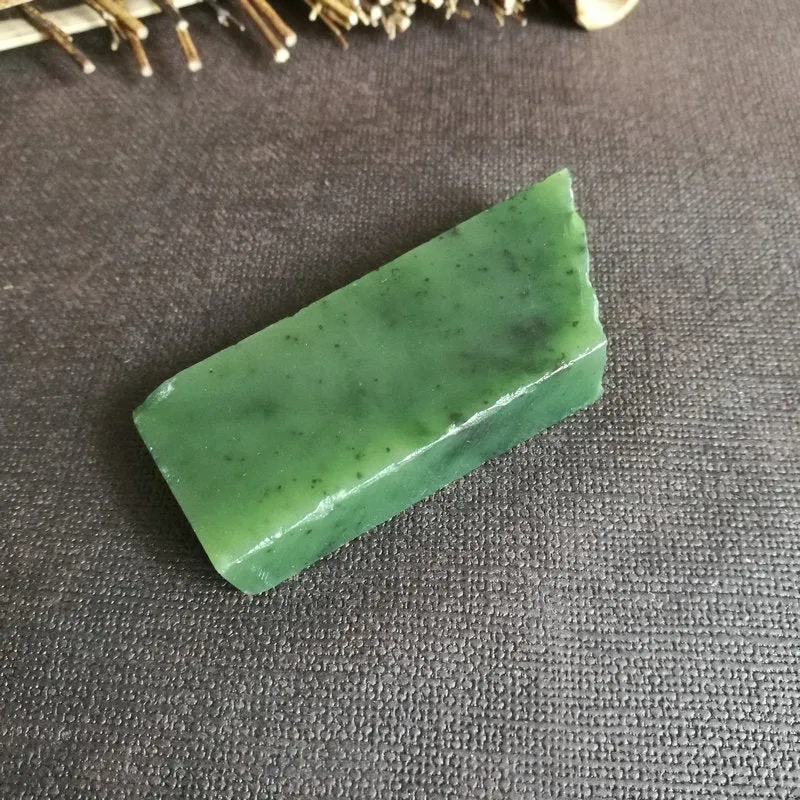 Natural Kunlun Jade Rough Nephrite Raw (73g,7X2.8X1.2cm)