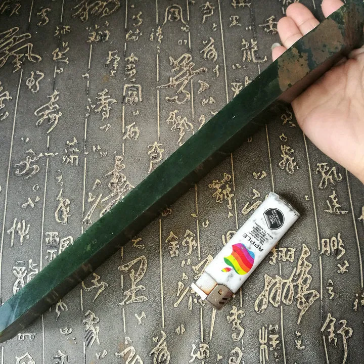 Natural Kunlun Jade Rough Nephrite Raw (761g, 35.5X2.7X1.1cm)