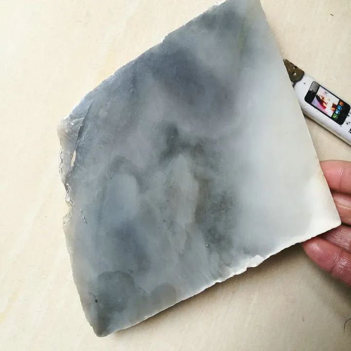 Natural Kunlun Jade Rough Nephrite Raw (795g, 14X13X1.6cm)