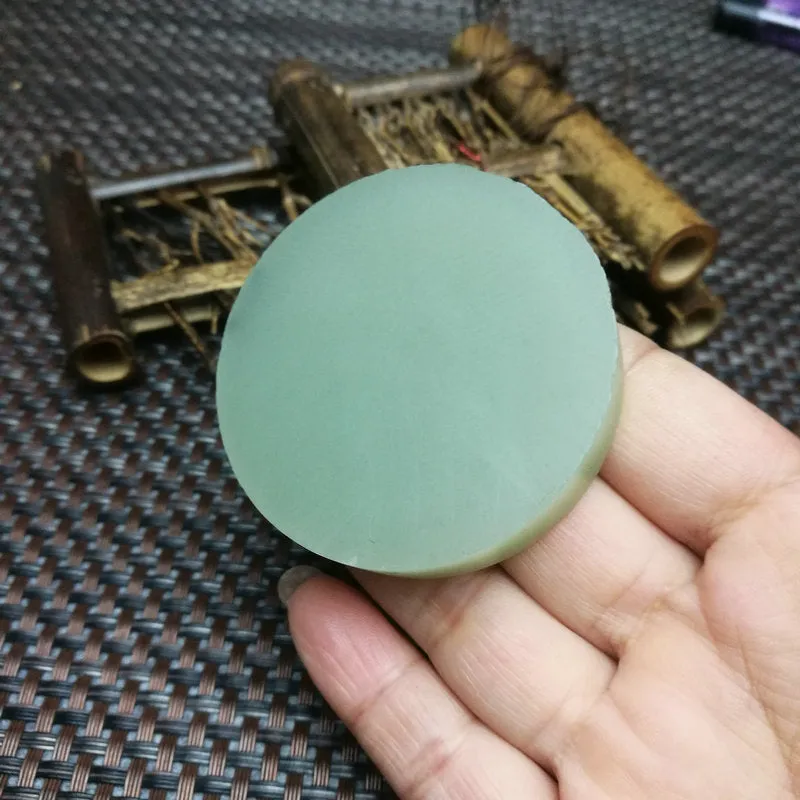 Natural Kunlun Jade Rough Nephrite Raw (82g,5.5X1.2cm)