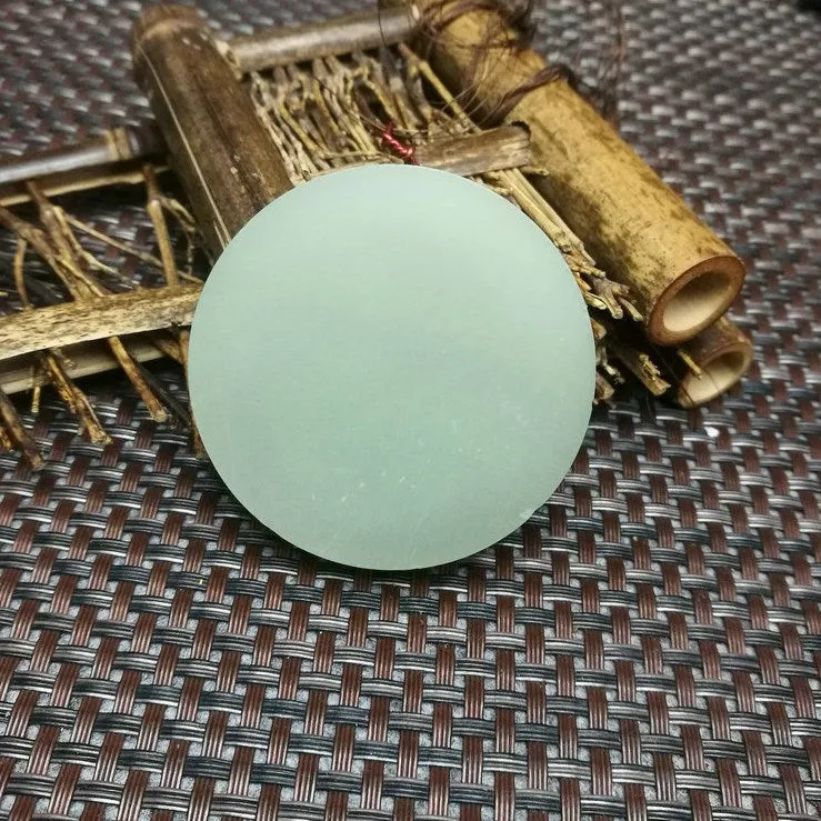 Natural Kunlun Jade Rough Nephrite Raw (82g,5.5X1.2cm)