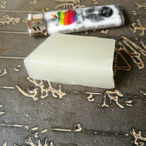 Natural Kunlun Jade Rough Nephrite Raw (90g, 5X2.9X1.5cm)