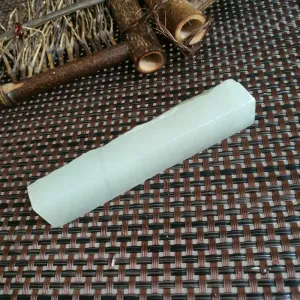 Natural Kunlun Jade Rough Nephrite Raw (94g, 9.2X2.5X1.5cm)