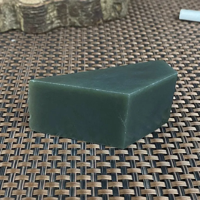 Natural Kunlun Jade Rough Nephrite Raw (99g,6.7X2.7X2.8cm)