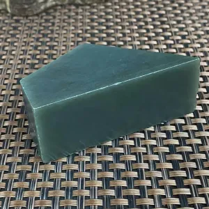 Natural Kunlun Jade Rough Nephrite Raw (99g,6.7X2.7X2.8cm)
