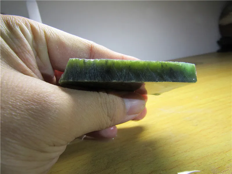 Natural Siberian Jade Rough Russia nephrite Raw (61.25g, 60X39X10mm)