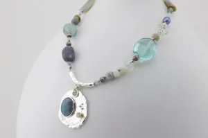 Opalescent Queen of Gems