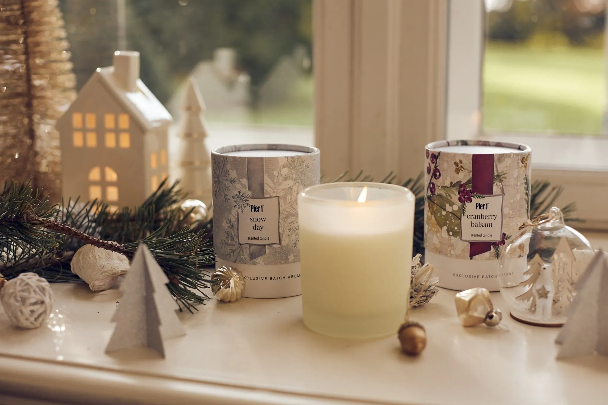 Pier 1 Cranberry Balsam 8oz Boxed Soy Candle