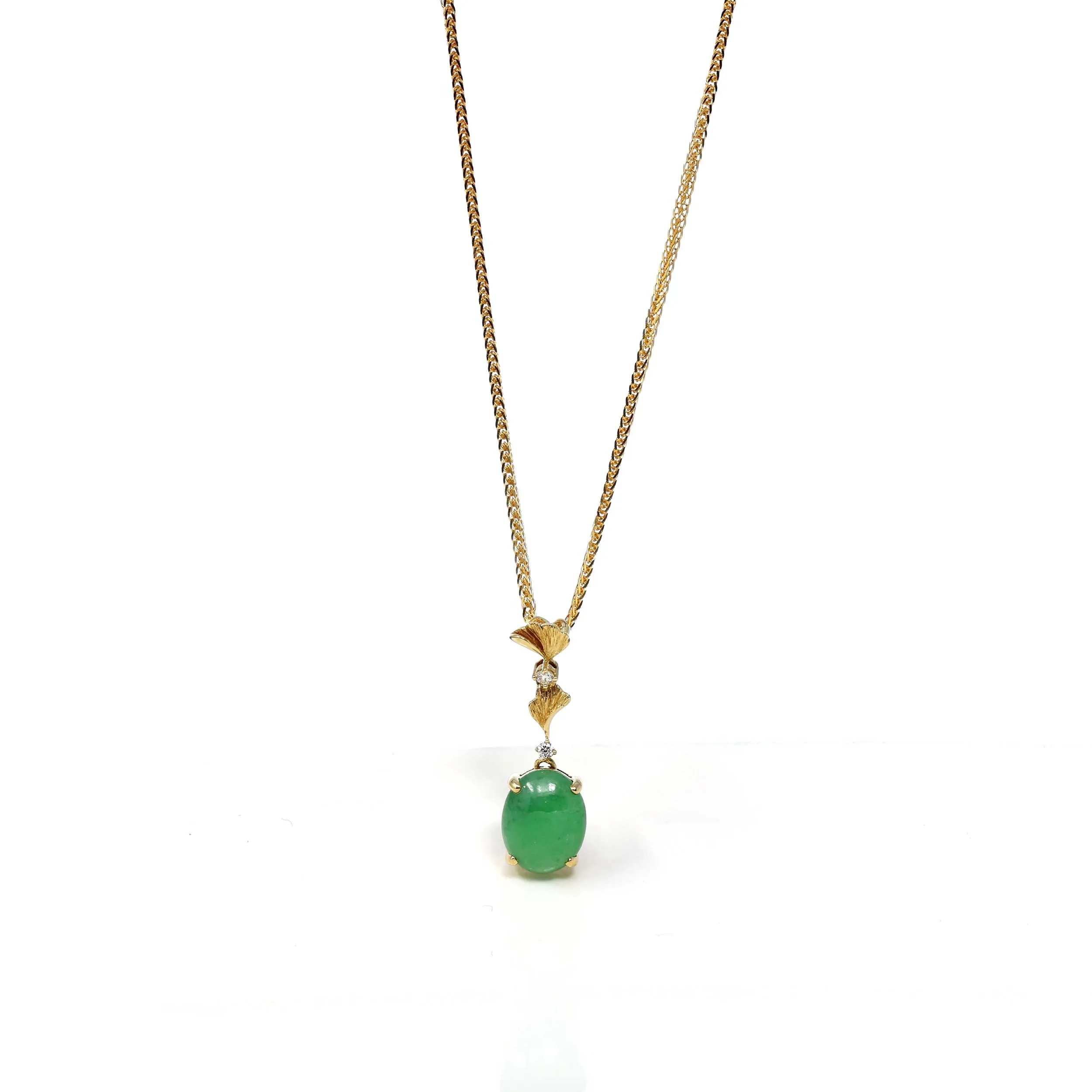 RealJade® Co. 18k Yellow Gold Jadeite Jade Ginkgo Leaf Pendant Necklace with Diamond