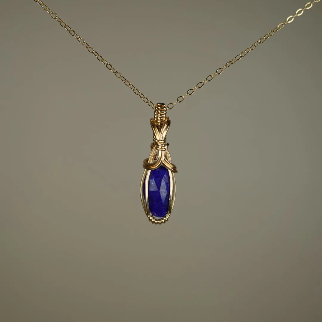 Rosecut Lapis Lazuli Pendant Wire-Wrapped in 14k Goldfilled Wire