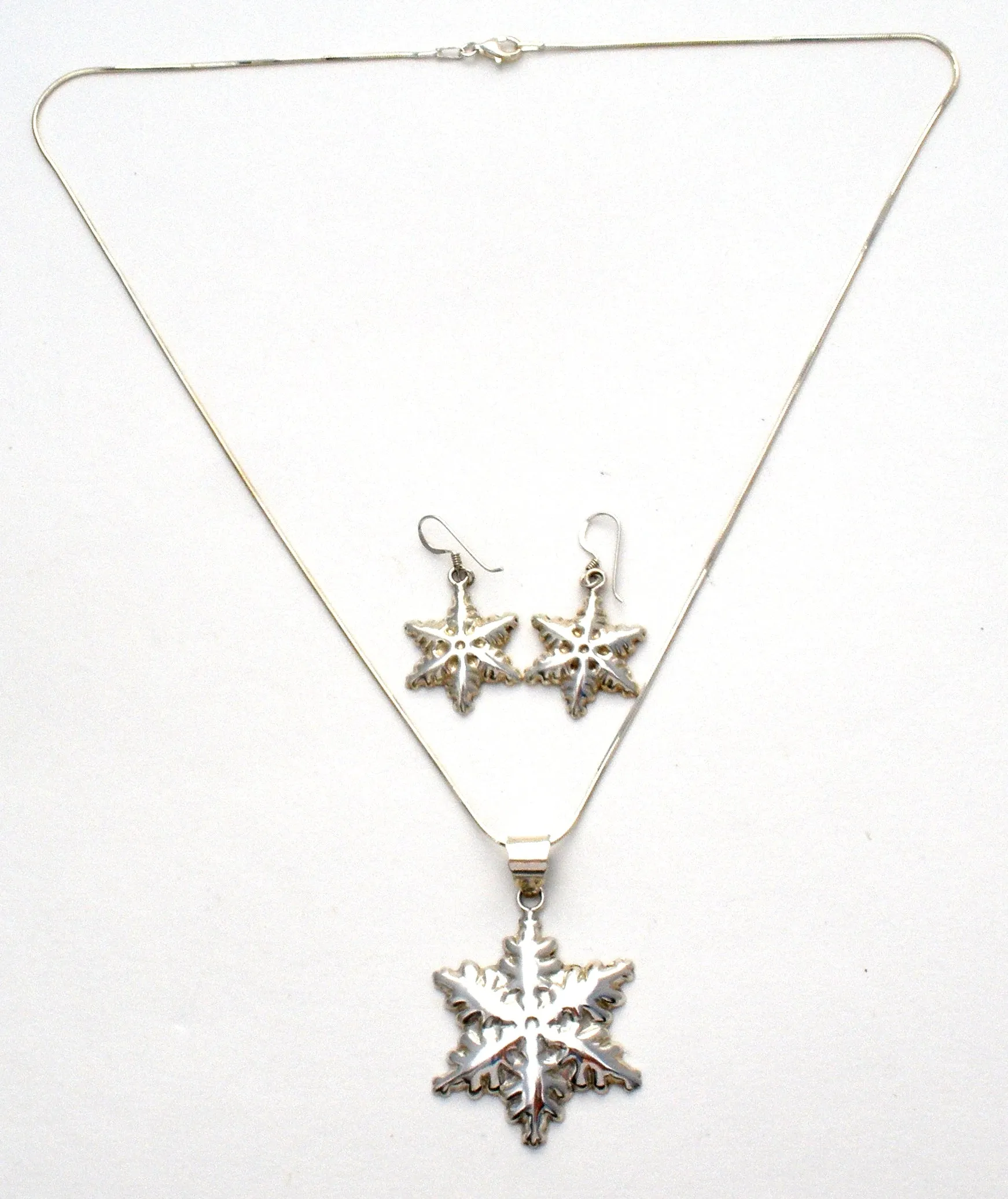 Sterling Silver Snowflake Necklace Set