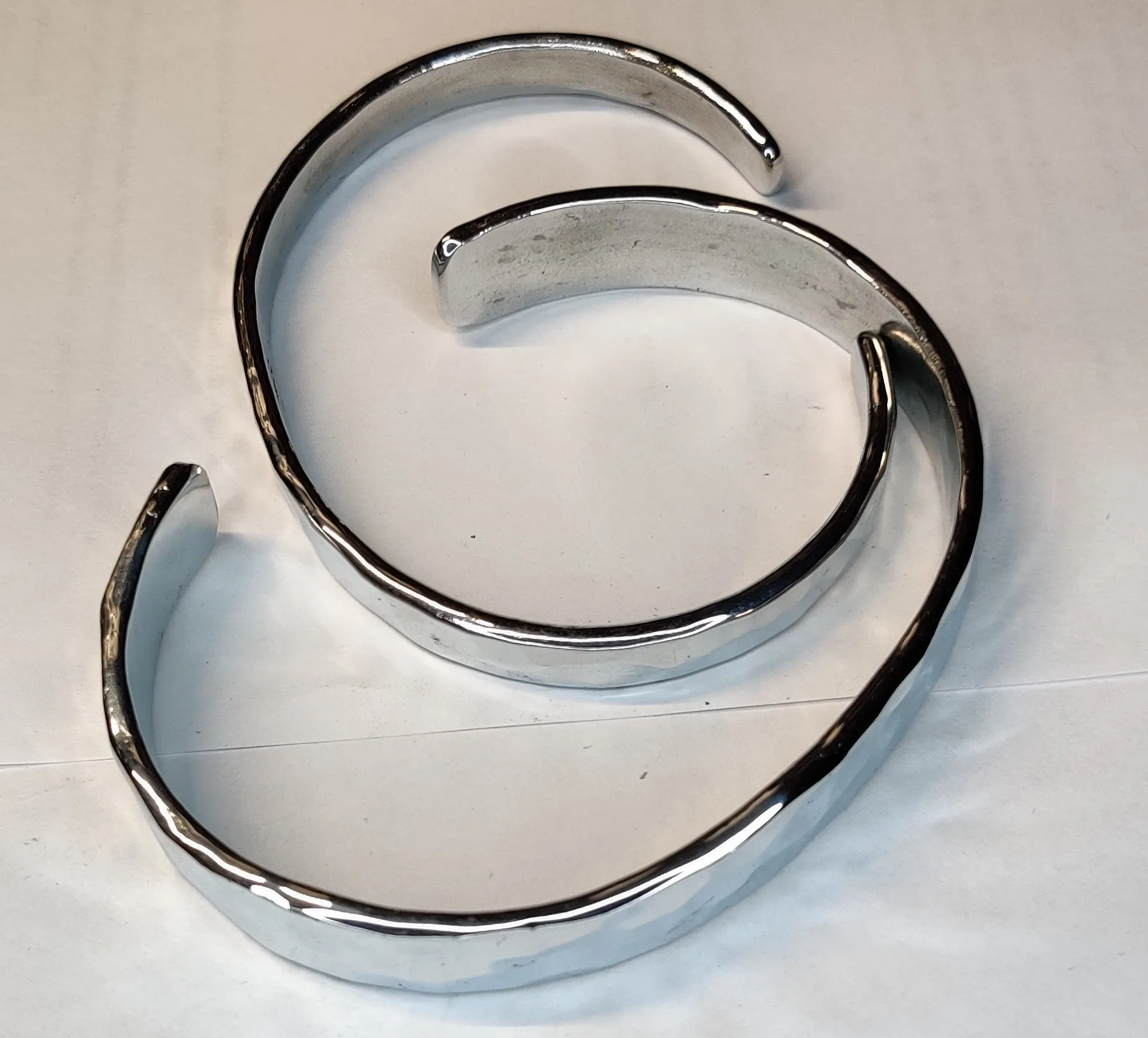 Zinc Anklet With Hammer Texture