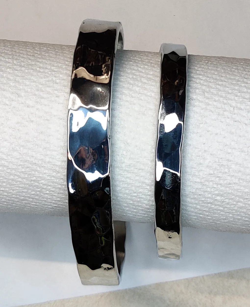 Zinc Anklet With Hammer Texture